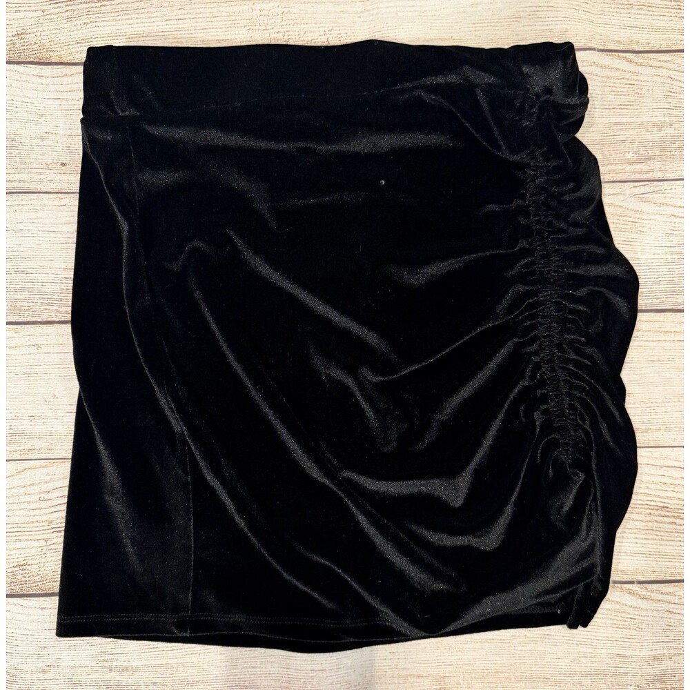 NWT Hollister Black Velvet Side Tie Mini Skirt Small